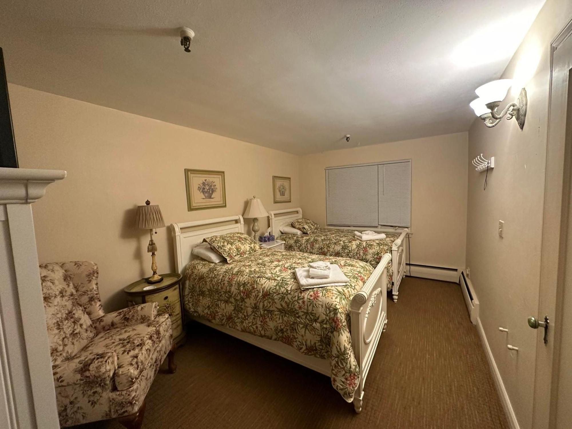 The Oaks B&B Hotel And Spiritual Center Jamestown Exterior foto
